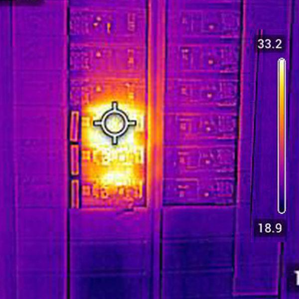 FLIR CM276 แคลมป์มิเตอร์ AC/Current 600.0A